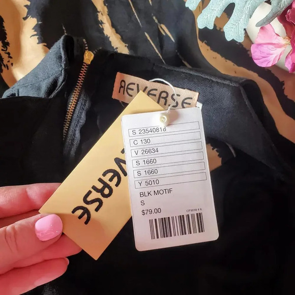 NWT Urban Outfitters Reverse Cut-Out Hi-Lo Skirt Dress Size Small - Picture 3 of 15